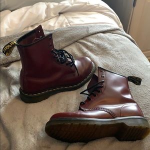 PERFECT CONDITION DOC MARTENS